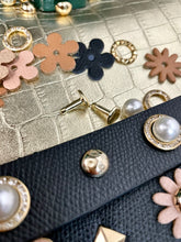 Load image into Gallery viewer, TOTUM Stella Sera Cross Sling Bag