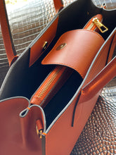 Load image into Gallery viewer, TOTUM "Milano" Medium Brief Tote Bag