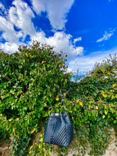 Load image into Gallery viewer, TOTUM "Lux Vittoria Donna Dollaro" Quilting Large Bucket Bag