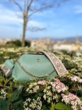 Load image into Gallery viewer, TOTUM "Mini Virgina" (Pistachio color) & TOTUM Cloth Strap