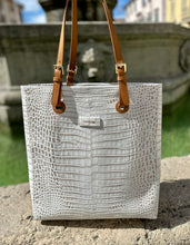 Load image into Gallery viewer, TOTUM Himalaya Brief Eco Bag (Cocco Stamp)
