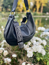 Load image into Gallery viewer, TOTUM &quot;Hover Apple&quot; Tote Bag
