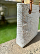 Load image into Gallery viewer, TOTUM Himalaya Brief Eco Bag (Cocco Stamp)
