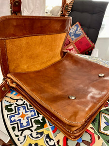 TOTUM Large "Sachel Messinger" Shoulder Bag