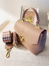 Load image into Gallery viewer, TOTUM &quot;Trova&quot; mini Bag &amp; TOTUM Houndtooth Cloth Strap
