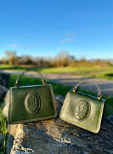 Load image into Gallery viewer, TOTUM Credere Mini &quot;Gran O&quot; &amp; TOTUM Cloth Strap (Eco-Friendly Product)
