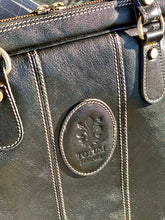 Load image into Gallery viewer, &quot;Chianti Lui Uno&quot; Large Briefcase (made with Tuscan Vegetable Leather)
