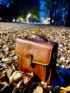 TOTUM Postino Bag (Tuscan Vegetable Leather)
