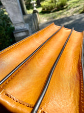 Load image into Gallery viewer, Briefcase &quot;Prima Classe Uomo&quot; (made with Tuscan Vegetable Leather)
