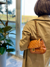 Load image into Gallery viewer, TOTUM &quot;Vintage Quilting Bovina&quot; Shoulder Bag
