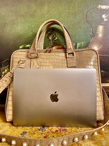 Totum Briefcase in crocodile mold