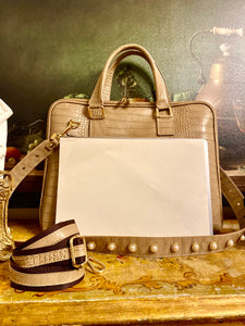 Totum Briefcase in crocodile mold