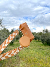 Load image into Gallery viewer, TOTUM &quot;Mini Virgina&quot; Bag &amp; TOTUM &quot;Chevalier&quot; Strap &amp; TOTUM Mini &quot;Circle&quot; Purse
