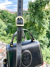 Load image into Gallery viewer, TOTUM &quot;Credere O&quot; Medium &amp; &quot;Silver Margherita&quot; Shoulder Strap
