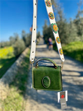 Load image into Gallery viewer, TOTUM &quot;Mini Credere&quot; tote bag &amp; &quot;boutique classic flower&quot; shoulder strap
