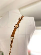 Load image into Gallery viewer, TOTUM Credere Bag (Medium size)&amp;&quot;Petite Leopard&quot; Shoulder Strap
