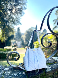 TOTUM "Lux Lucciola" White Quilting Large Bucket Bag